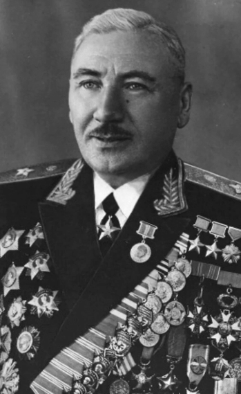 Фото героя: Плиев Исса Александрович